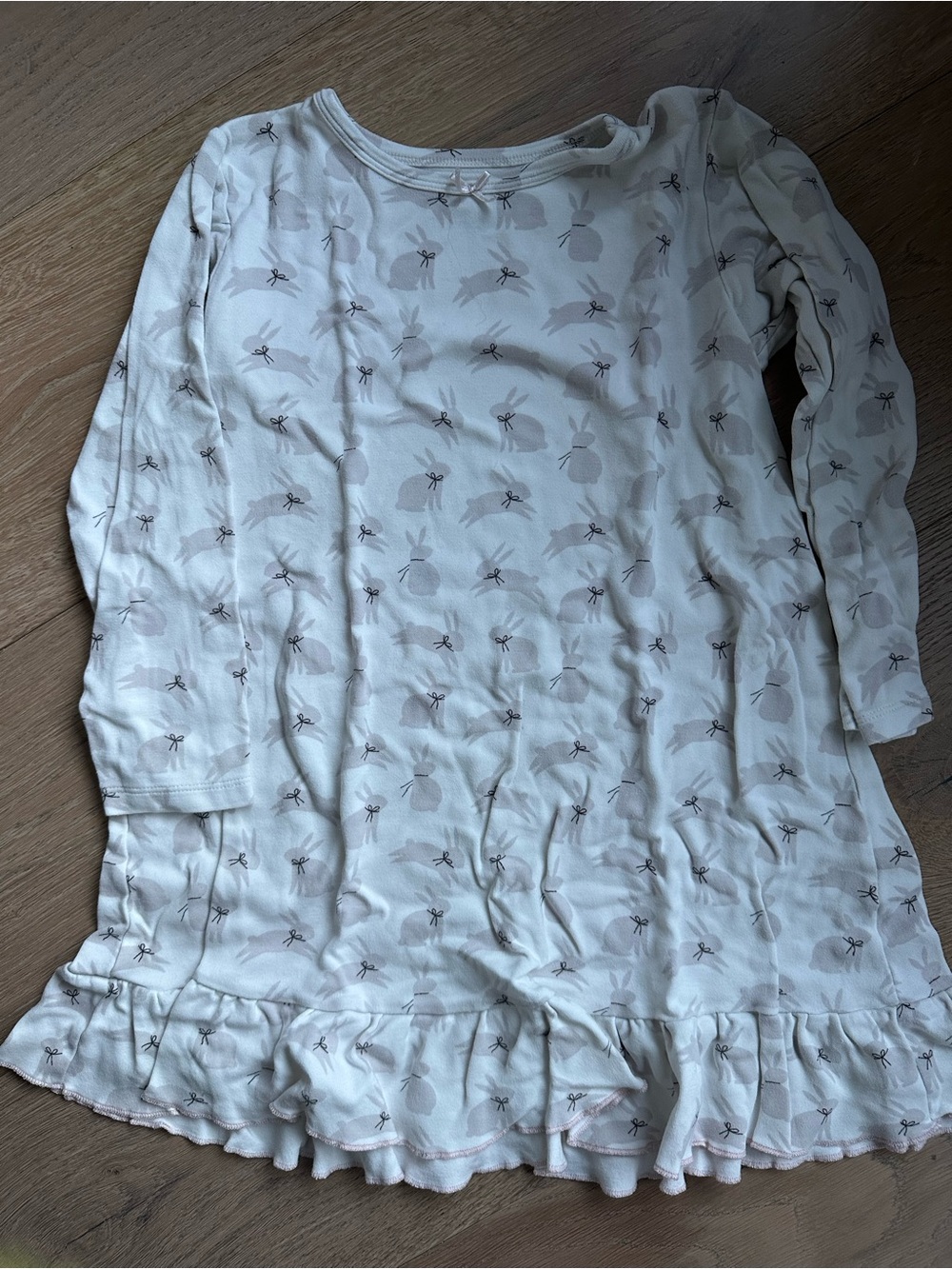 Fortunata & Benito Long-Sleeve Ruffle Hem Nightgown Cream with Bunny Print 10